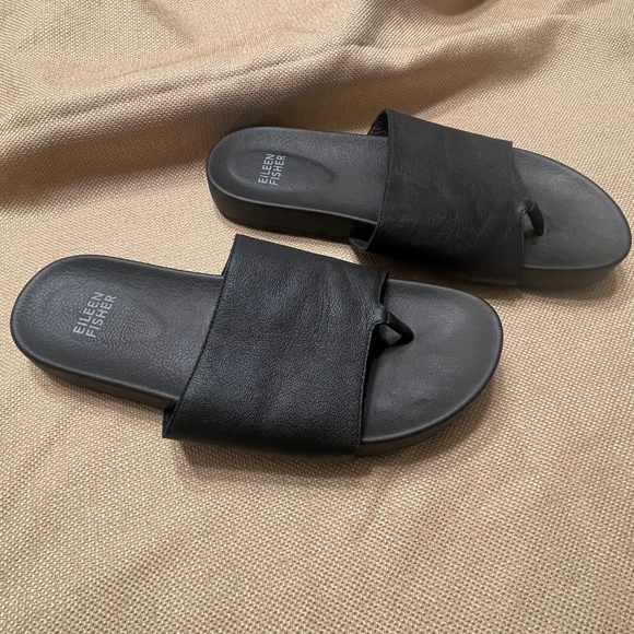 EILEEN FISHER Black leather Slide, Size 7, Good condition - Picture 5 of 9